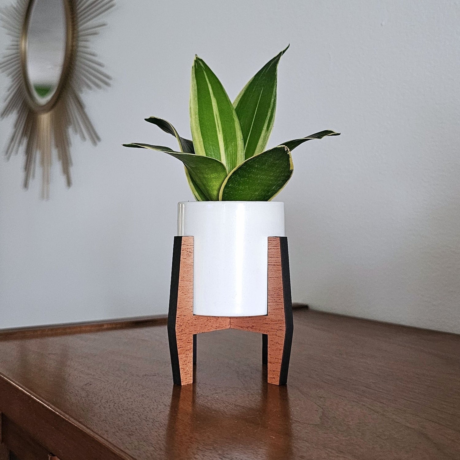 planter pots for succulents Mini 2-Inch Wood Indoor Plant Stand & Pot