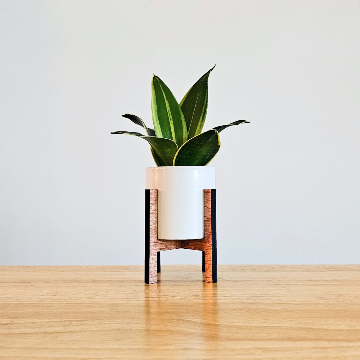 potted plant holder Mini Wood Indoor Plant Stand with Ceramic Pot