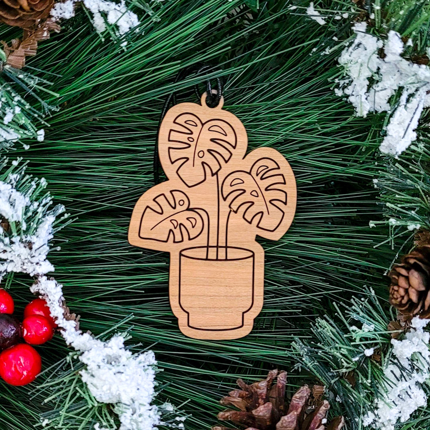 monstera plant gift Monstera Plant Ornament - Gifts for Plant Lovers